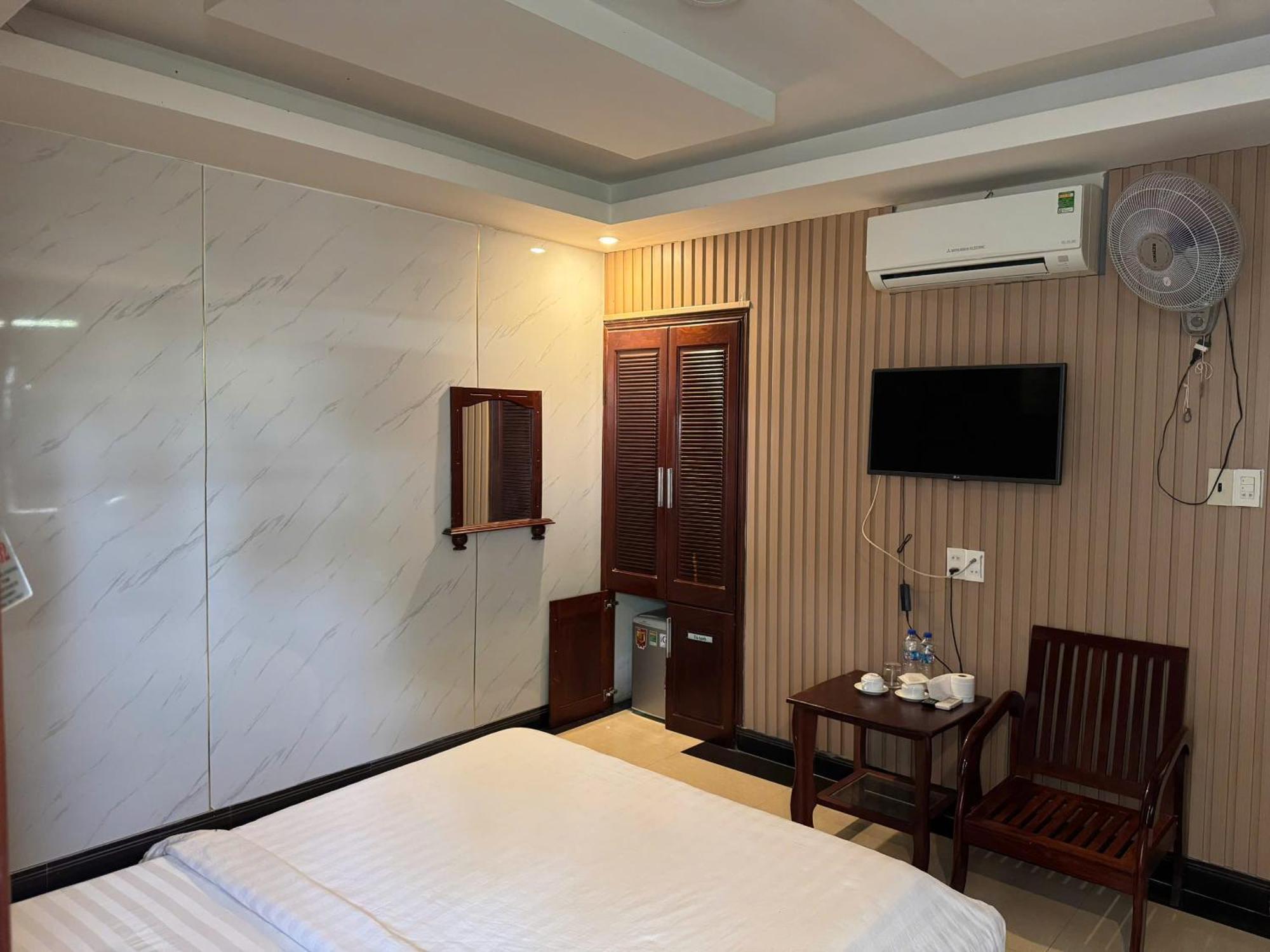 Thanh Thu 1 Hotel Kon Tum Esterno foto