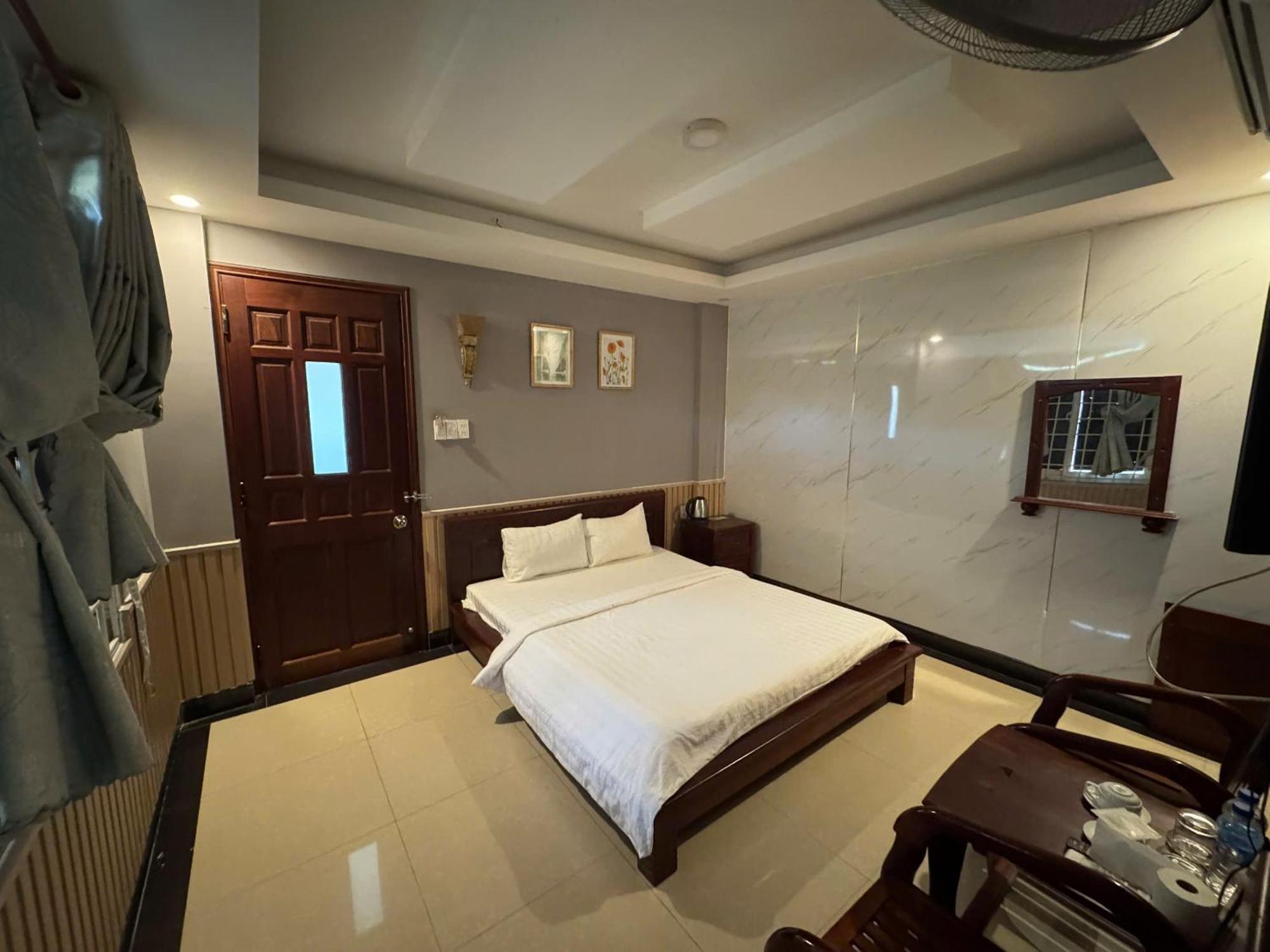 Thanh Thu 1 Hotel Kon Tum Esterno foto